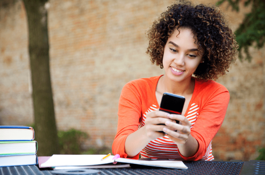  Text-Message College Advising: The Great Equalizer?